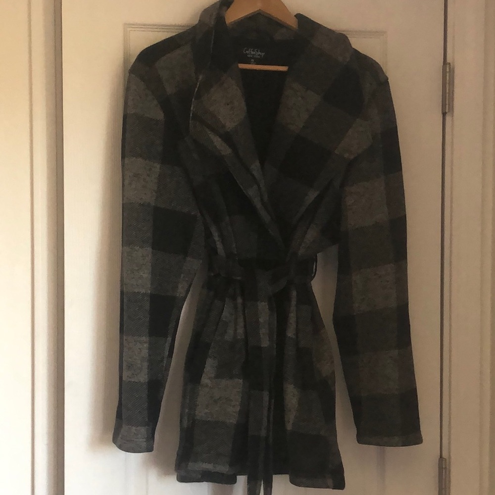 Wantable black plaid wrap jacket - never worn